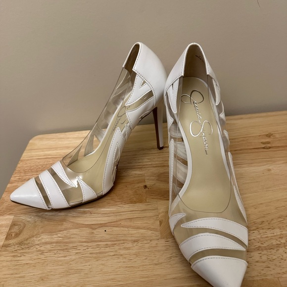 Jessica Simpson White Cut Out Heels with Clear Accents - Picture 5 of 6
